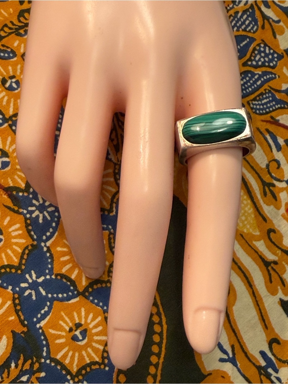 Malachite Gem Cab Ring size 9 Marked 925 - Picture 3 of 8